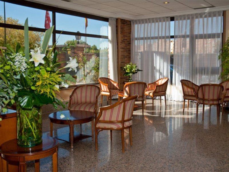 Aparthotel Convencion-Barajas Madrid Kültér fotó